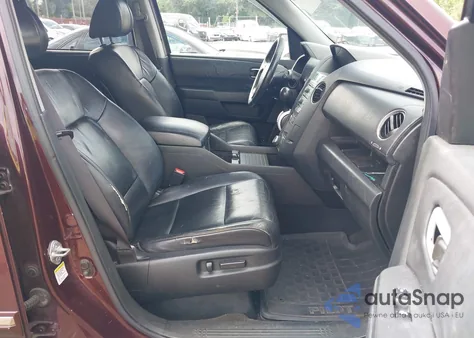 2011 Honda Pilot Touring из США, поврежденный, VIN 5FNYF4H98BB001042